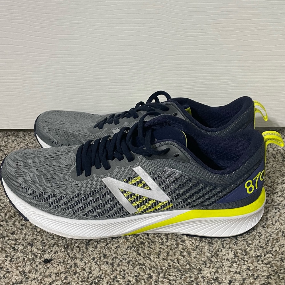 Men’s New Balance 870 V5 sneakers